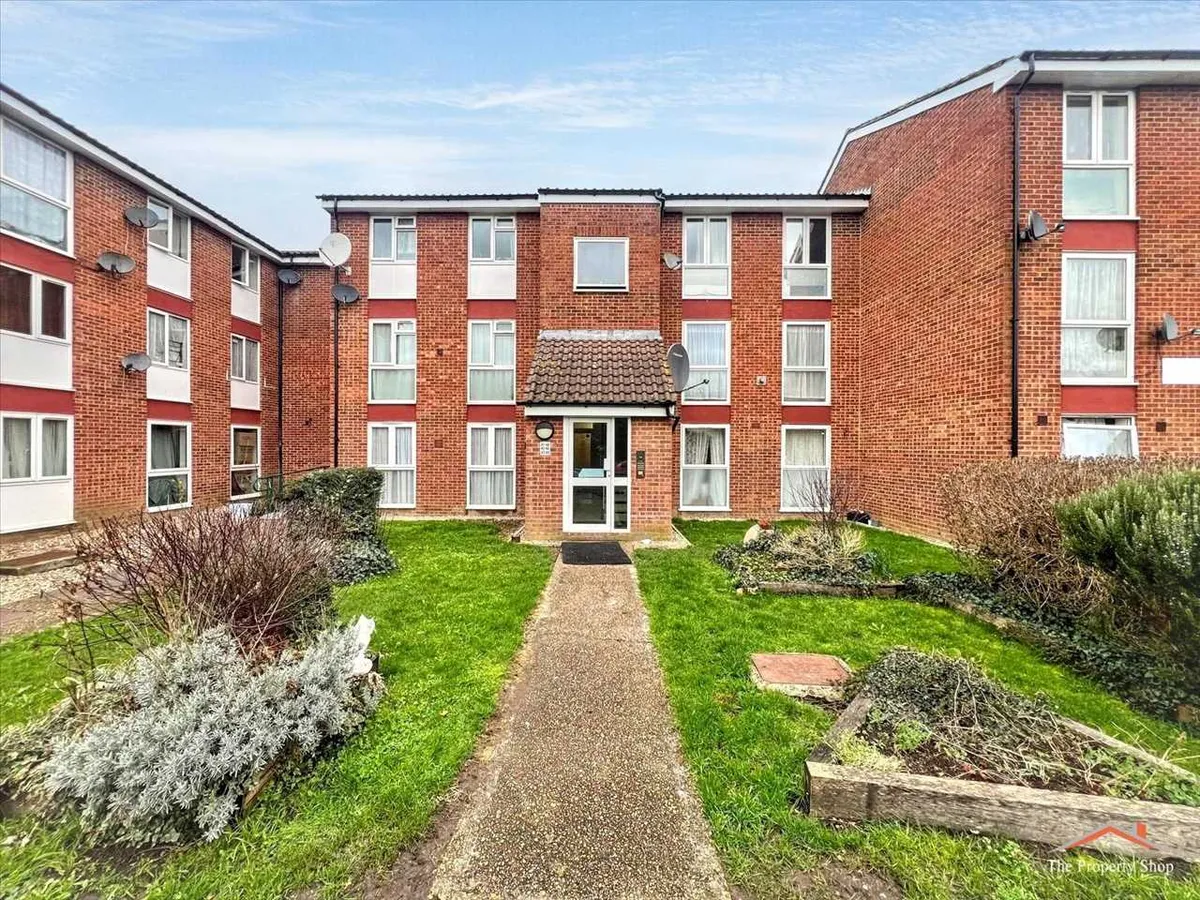 Lease extension case study for a flat on Archery Close, Belmont Estate HA3
