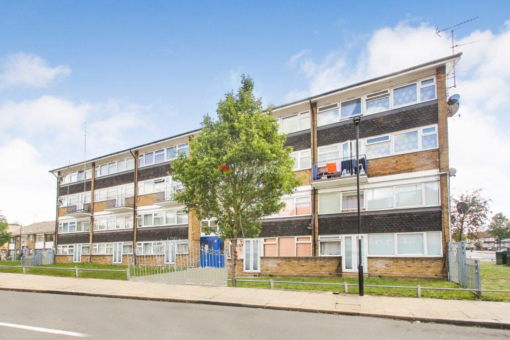 Lease extension case study for a flat on Bounces Road Estate, Edmonton N9