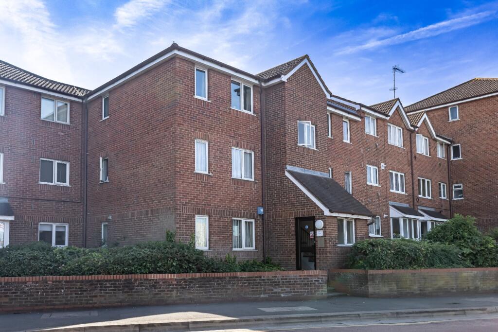 Lease extension case study for a flat on Chingford Hall Estate, Chingford E4
