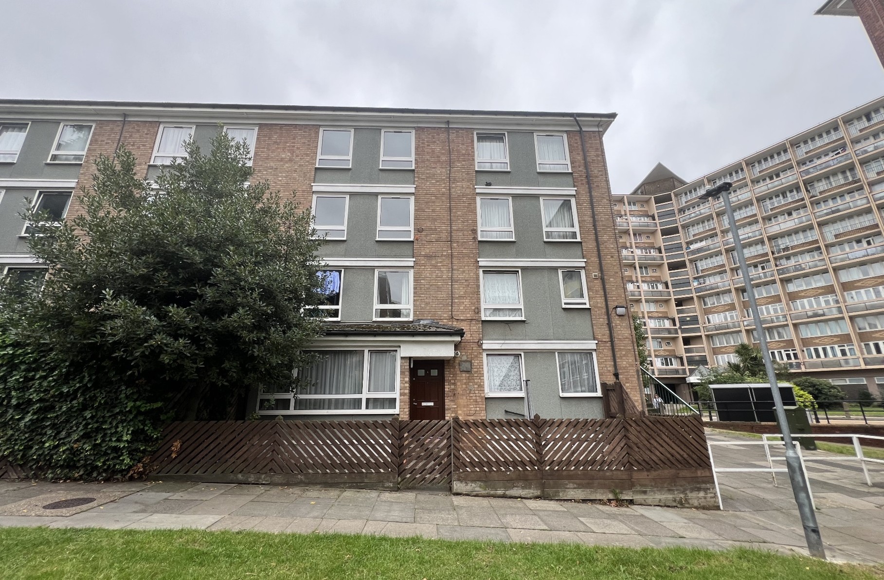 Lease extension case study for a flat in Clem Attlee Court, Fulham SW6