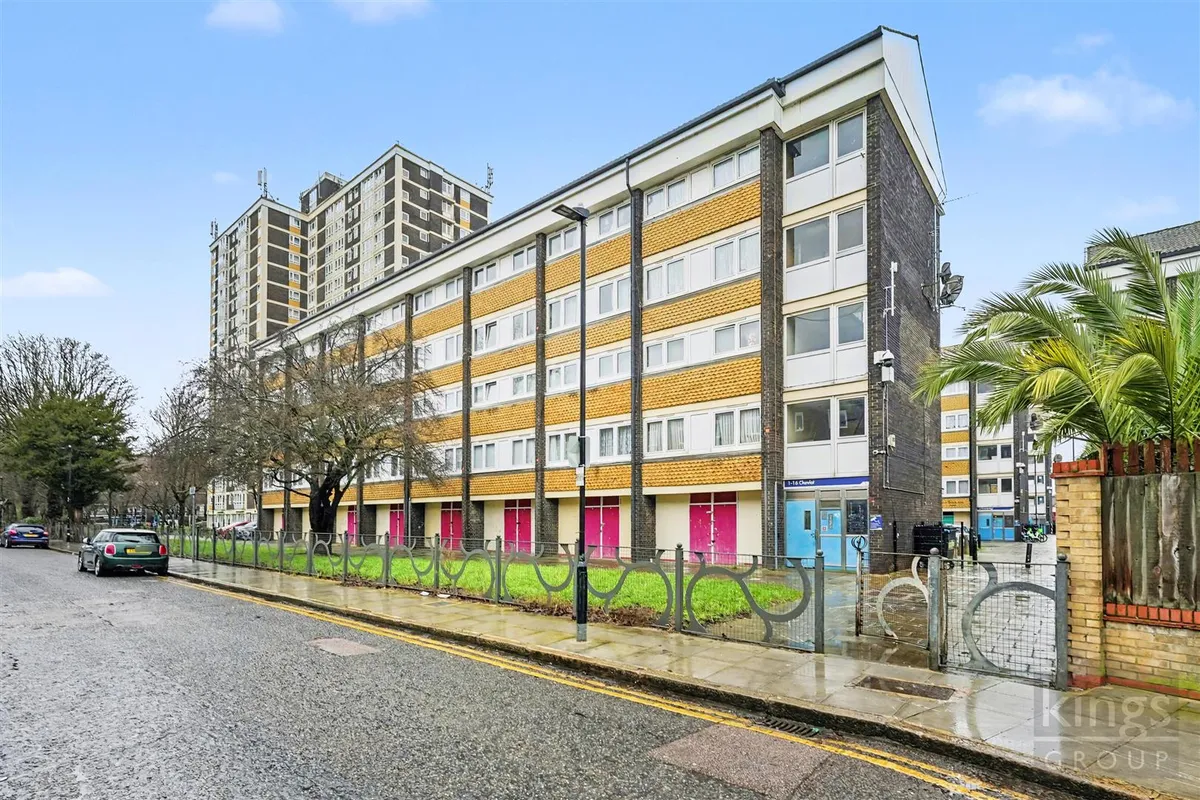 Lease extension case study for a flat on Northumberland Park, Tottenham N17