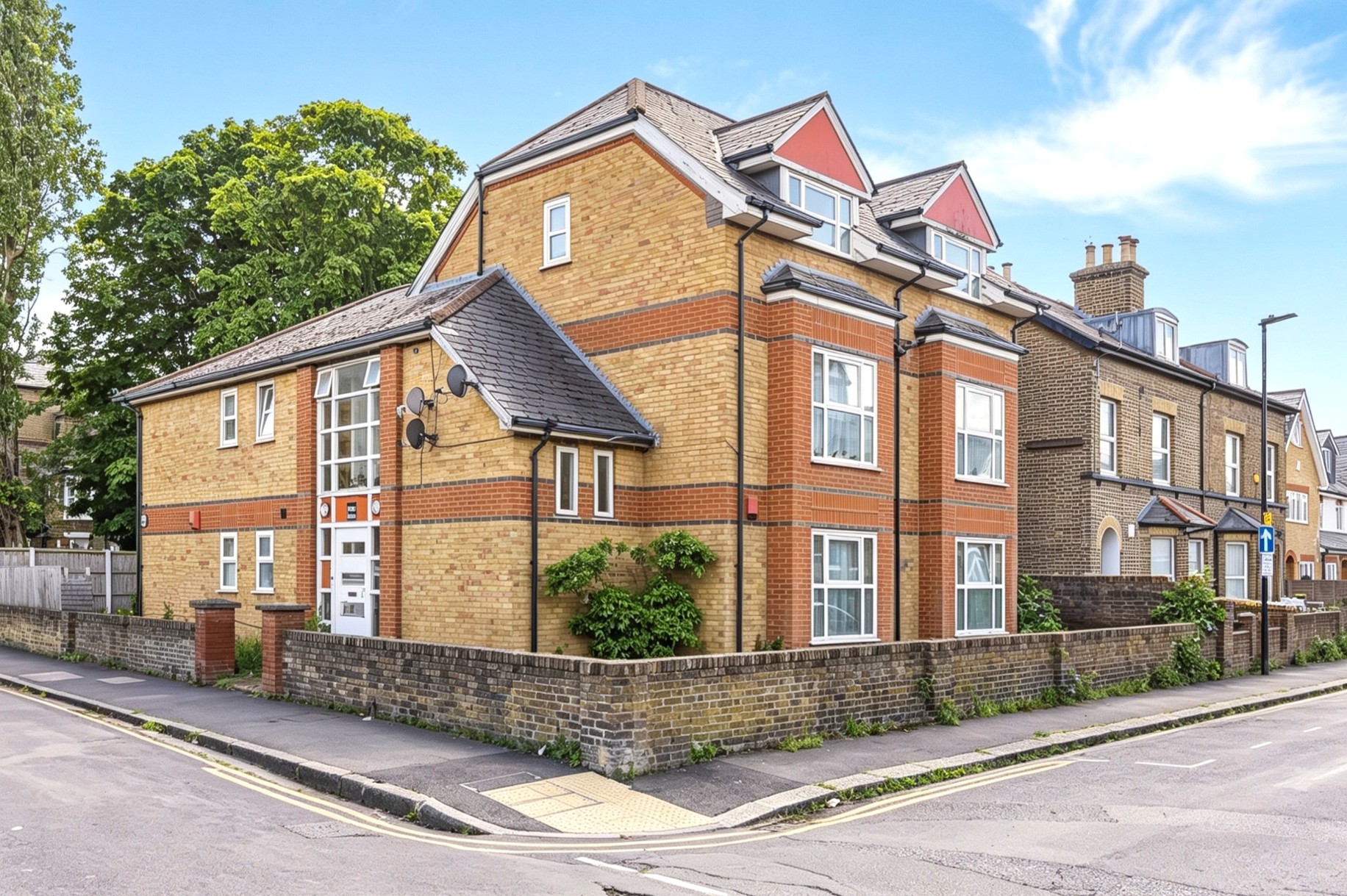 Lease extension case study for a flat on Pownall Road, Hounslow TW3