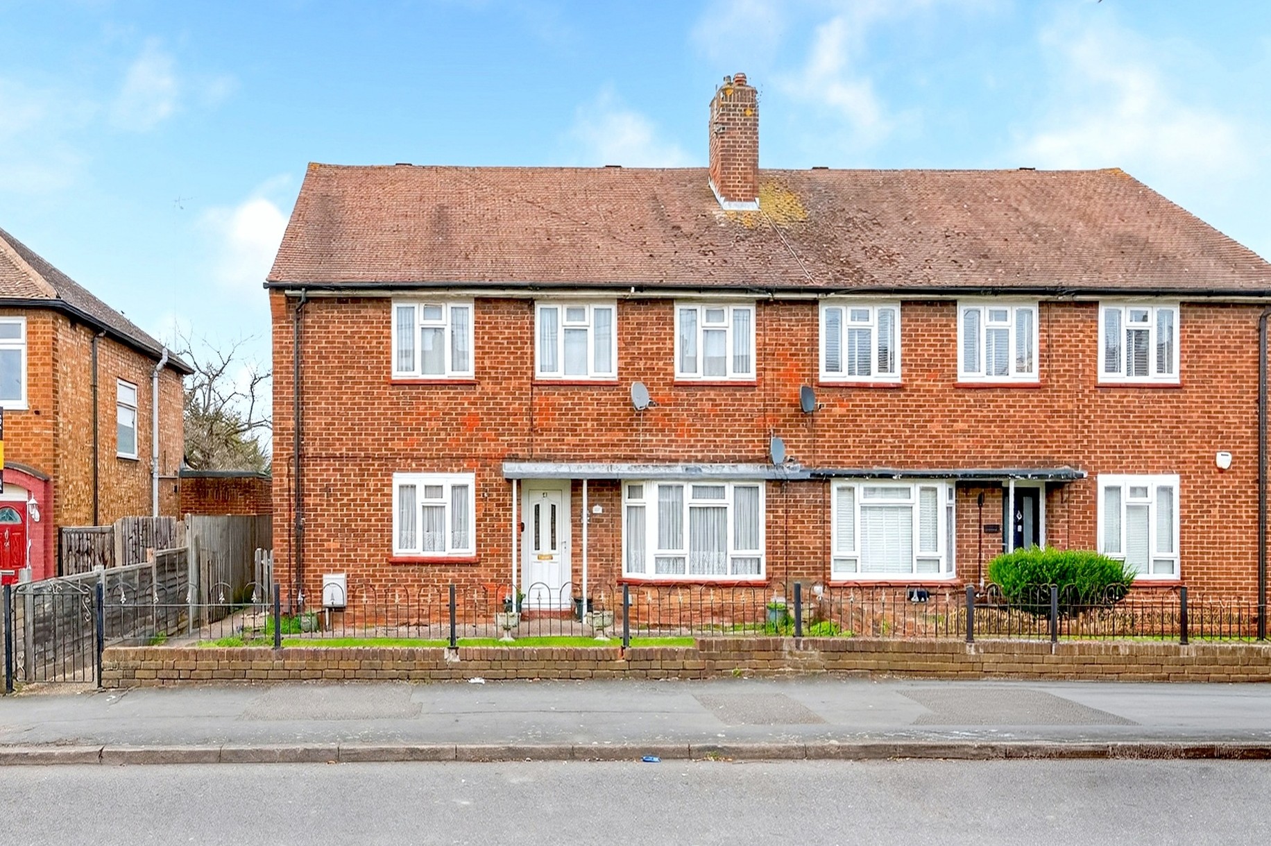 Lease extension case study for a flat on Sutton Court Road, Hillingdon UB10