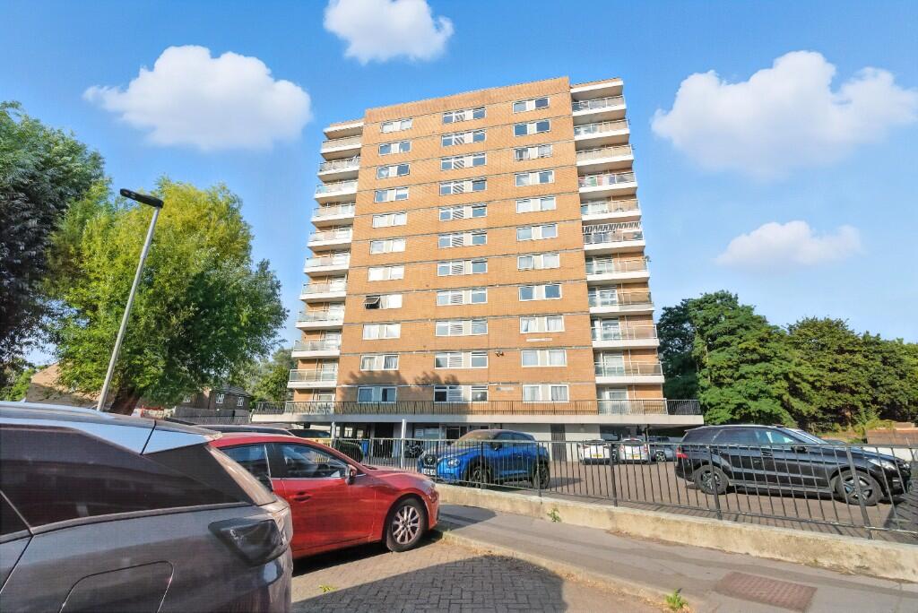 Lease extension case study for a flat on Westwell Close, Orpington BR5